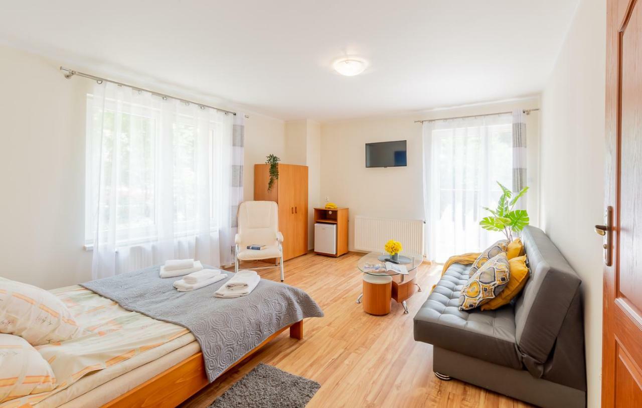 Apartament I Pokoje Goscinne U Lusi فيسلا المظهر الخارجي الصورة